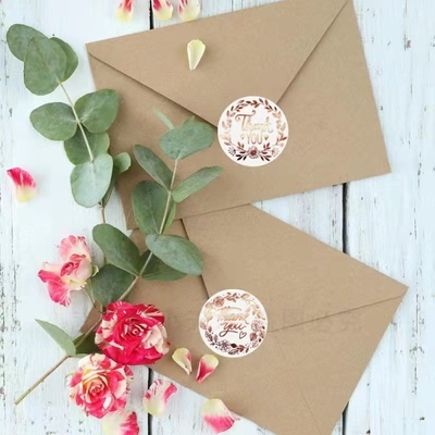 Glattes rundes Rollenverschiffen selbstklebendes Papier-Kraftpapiers der Aufkleber-Papier-A4 Schablonen-A3